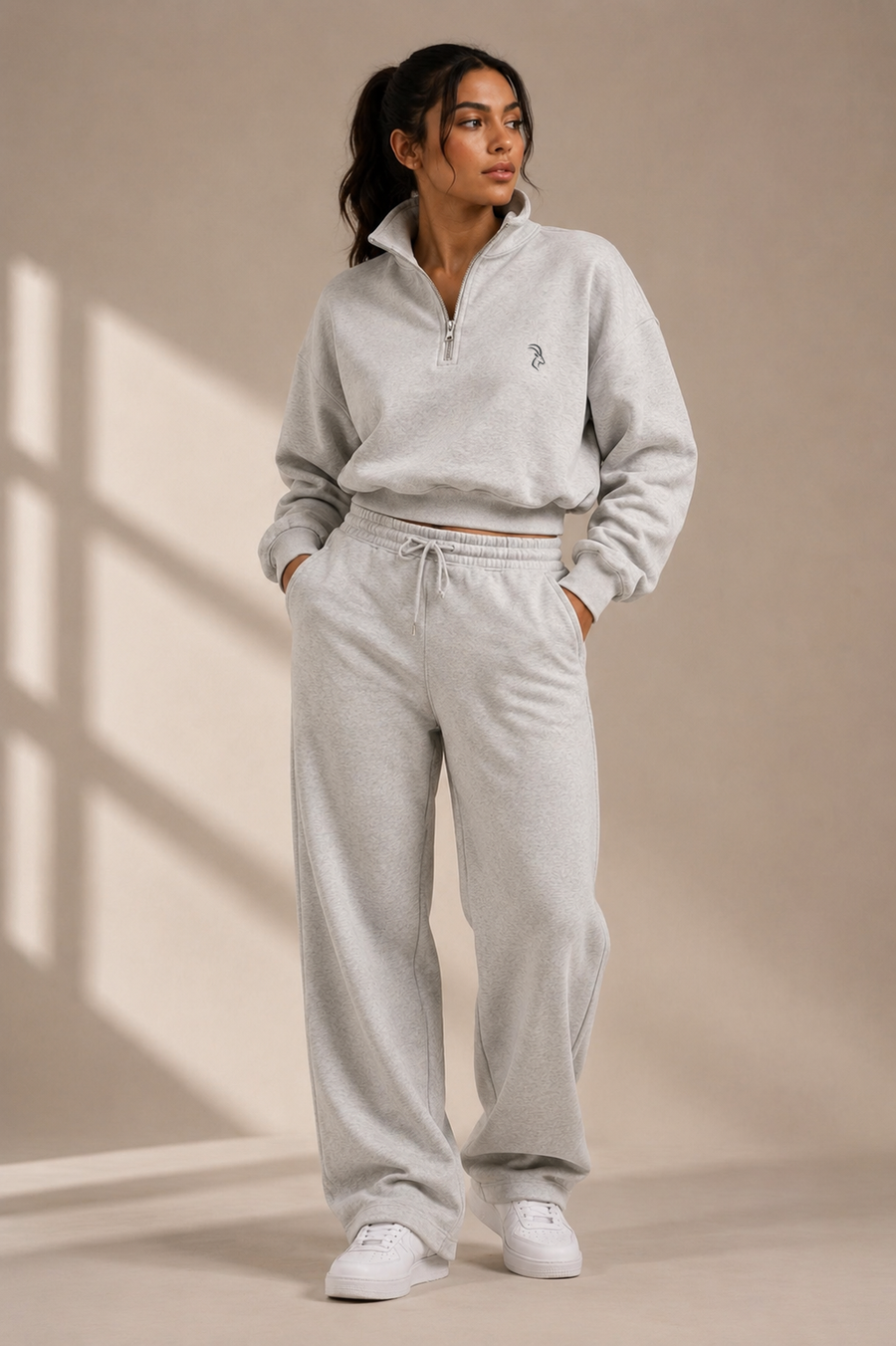 DIXWAR Women Premium Cropped Half-Zip Sweatshirt