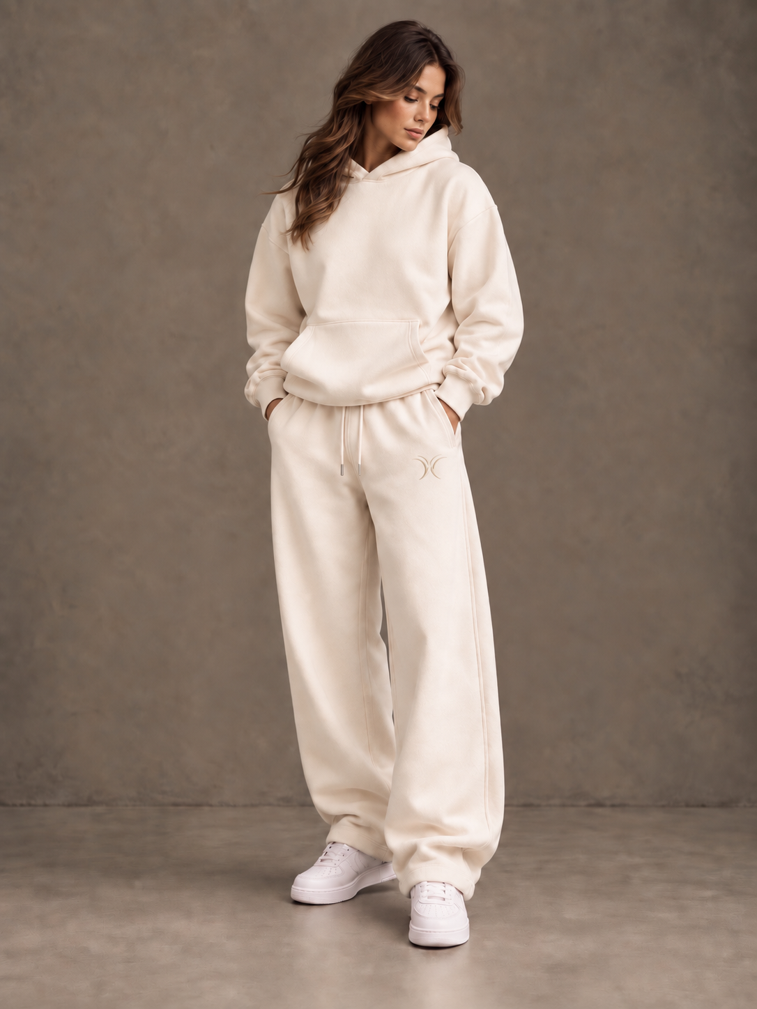 DIXWAR Women Premium Oversized Sweatpants – Cream